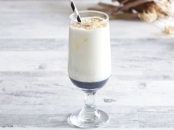 飲む黒ごまチーズケーキ